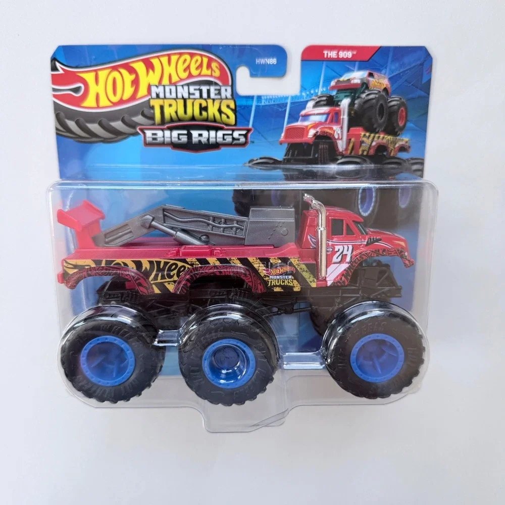 Hot Wheels Monster Trucks Big Rigs The 909 Red 6-Wheeler Diecast Truck HWN86 NEW